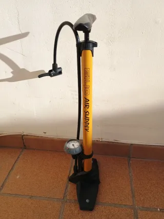 Inflador de Bicicleta con Manómetro