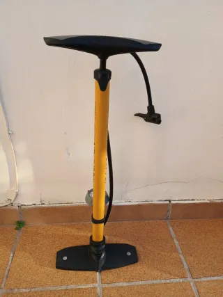 Inflador de Bicicleta con Manómetro