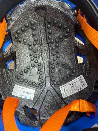 Casco de escalada azul Simond