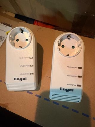 Adaptador Powerline Internet Engel 200Mbps