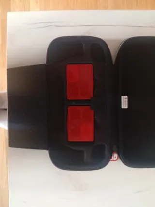 Funda Nintendo switch con caja de cartuchos gratis