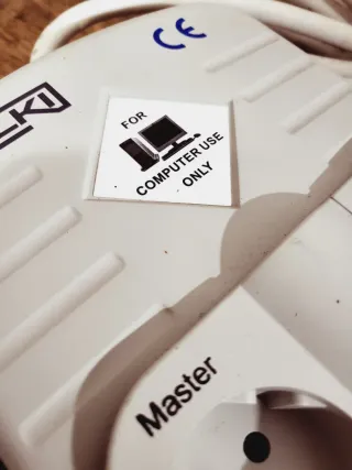 Base protectora Salki PC/Mac