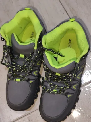 Zapatillas trekking infantil 39