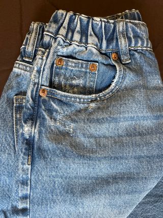 Vaquero azul marca stradivarius D99 talla 34