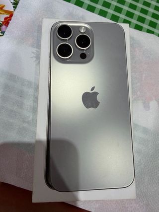 Iphone 15 pro max 256 GB natural