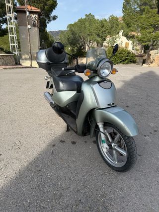 Aprilia Scarabeo 200 Verde