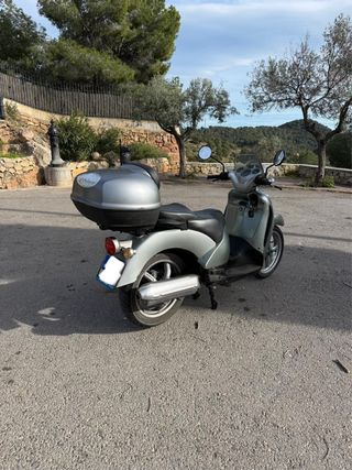 Aprilia Scarabeo 200 Verde