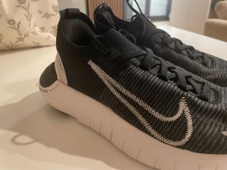 Zapatillas nike nuevas talla 39