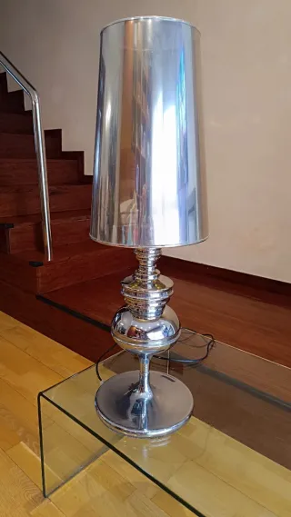 Lámparas de mesa cromadas