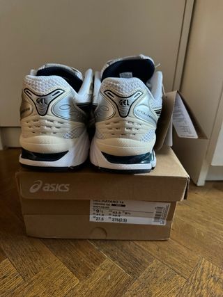 ASICS Kayano 14 T.43,5 Beige/Plateado/Blanco – C