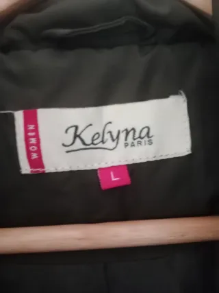 Abrigo acolchado Kelyna verde.