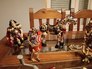 Skeleton warriors, varias figuras