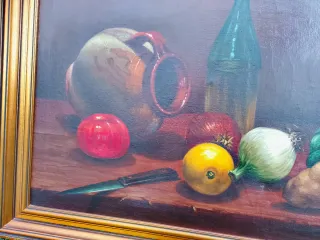 Bodegón oléo sobre lienzo firmado con marco dorado