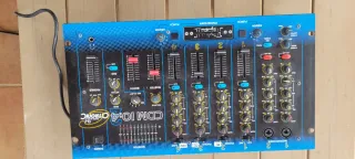 Mesclador DJ Citronic CDM 10:4