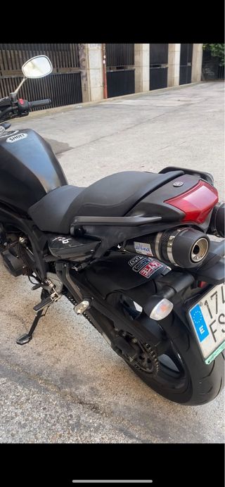 YAMAHA FZ6 s2