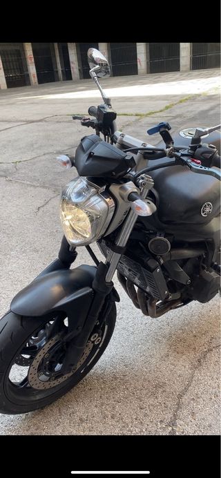 YAMAHA FZ6 s2