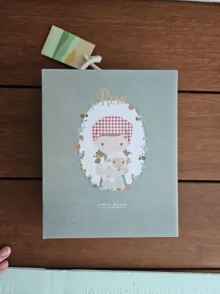 Muñeca Little Dutch con oveja