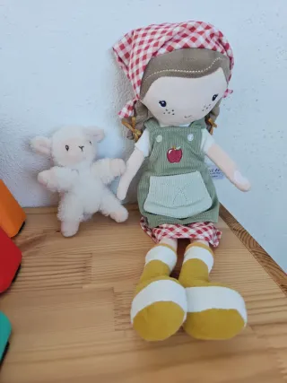 Muñeca Little Dutch con oveja