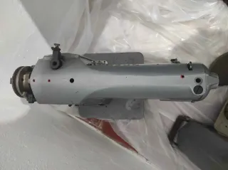 Máquina Presilladora Singer 269W