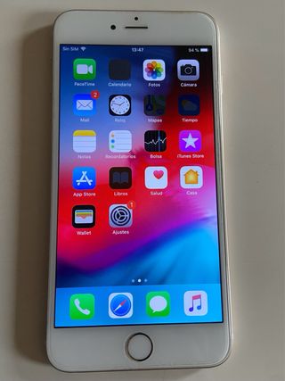 Teléfono móvil iPhone 6 Plus dorado