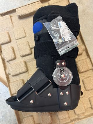 Zapato ORTOPÉDICO Pie derecho (talla S)