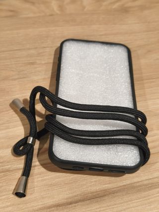 Custodia con cordino (iPhone 11 / 12/ 12 mini)