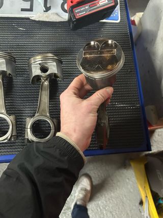 Pistones Wosner y bielas