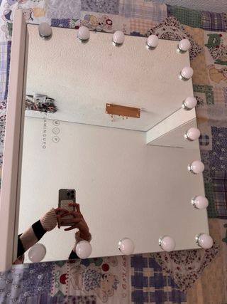 Specchio trucco con luce