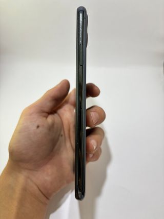 iPhone 11 Pro Max 64 GB - Verde Notte - 80% batteria - Ottimo stato