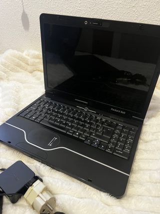 Portátiles Asus y Packard Bell Funcionales