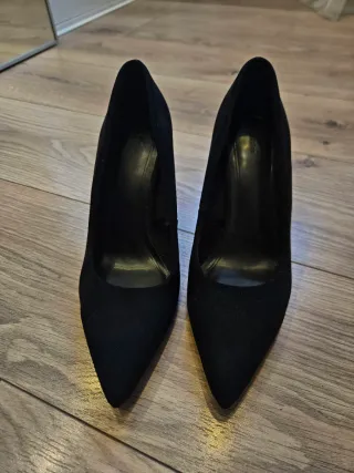 Zapatos de tacon negros