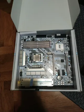 I7 7700k + mortar arctic + disipador