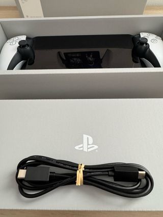 PlayStation Portal + Funda + Protector Pantalla