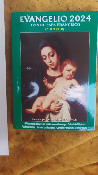 2 libros Evangelio 2024 con Papa Francisco (Ciclo