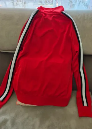 Conjunto Nike rojo original-talla S-como nuevo