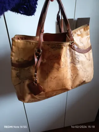 Borsa Alviero Martini