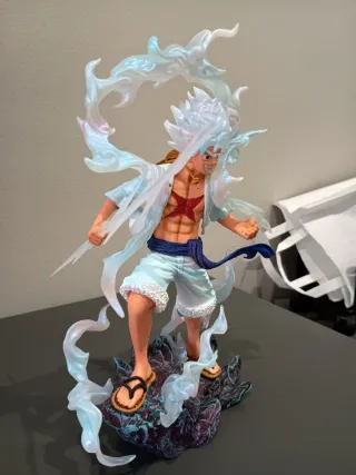 Figura Luffy Gear 5 One Piece
