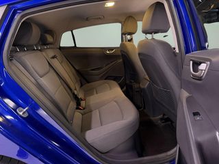 Hyundai IONIQ HIBRIDO ENCHUFABLE - COMO NUEVO