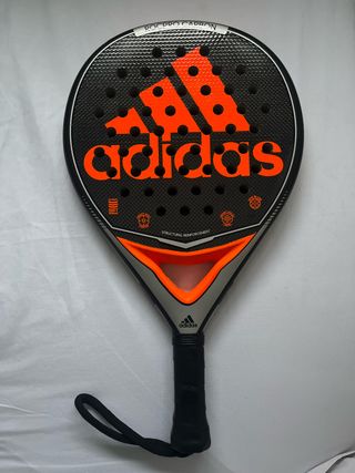 Pala de padel adidas rocpro carbon