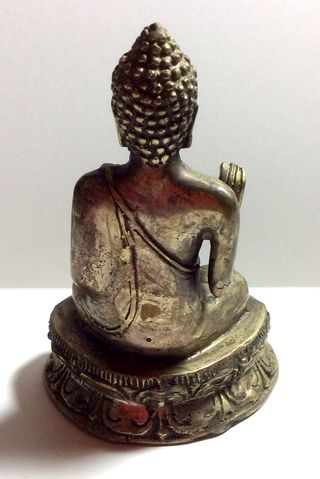BUDA sentado meditación mudras bronce
