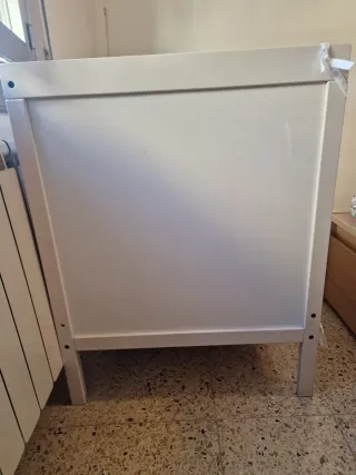 Cuna de bebé evolutiva blanca