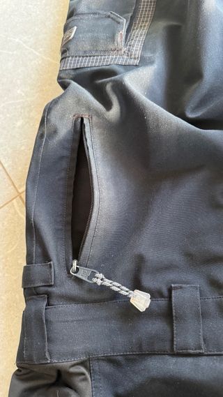 Peto DC Negro Talla L 15000mm