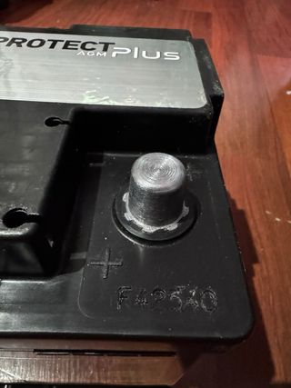 Batería AGM 70Ah Hella Protect Plus