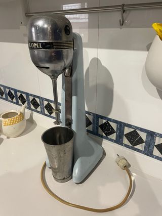 batidora mezcladora de bar tipo “milkshake maker”
