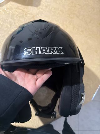 casco de moto de SHARK