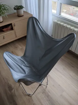 Silla plegable de polipiel en plata