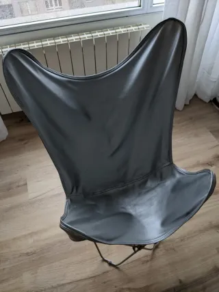 Silla plegable de polipiel en plata