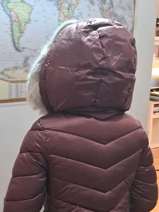 Abrigo 10 años Mayoral acolchada con capucha.Nuevo