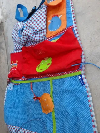 Juguete ItsImagical bebé para respaldo del coche