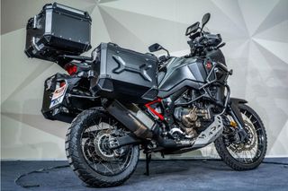 HONDA CRF Africa Twin 1100 DCT SW MOTECH * DEFENSAS * CUBRE CARTER * 3 MALETAS *